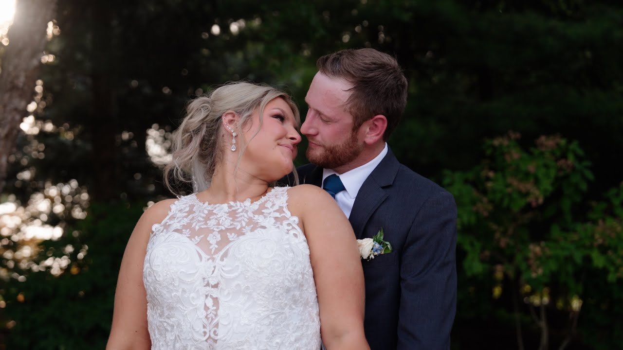 Lively Beautiful Couple Get Married at CD&ME | Frankfort IL | Melissa & Brad Wedding Film