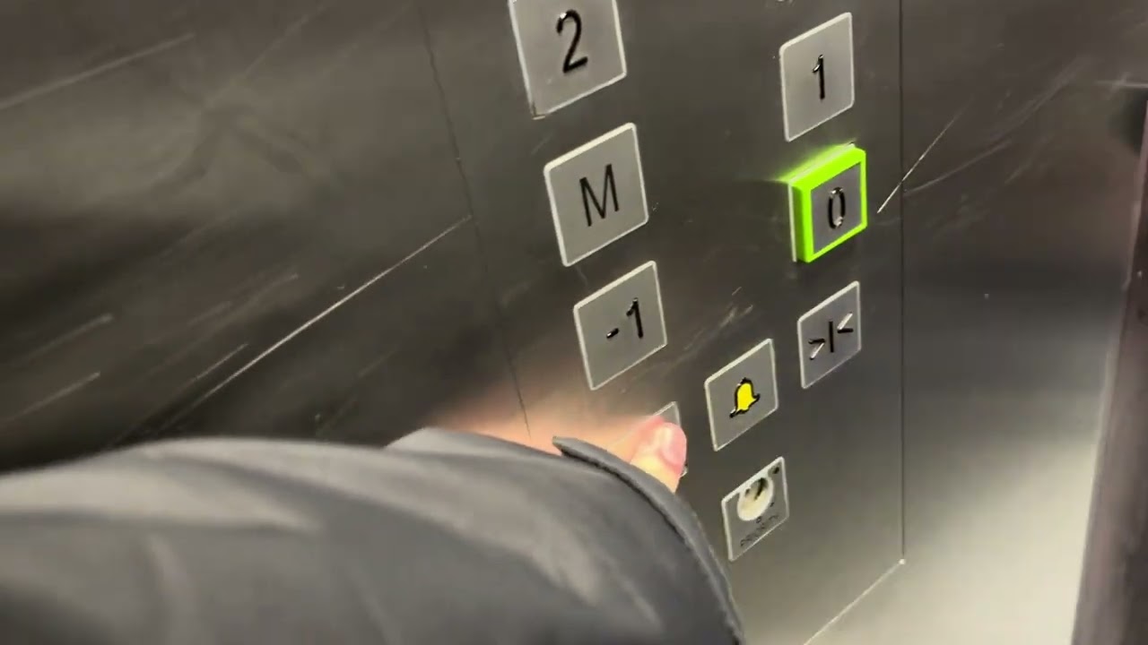 Otis 2000 H Lift, (Modernised By Ascension), Dublin Citi Hotel, Dame St, Temple Bar, Dublin 