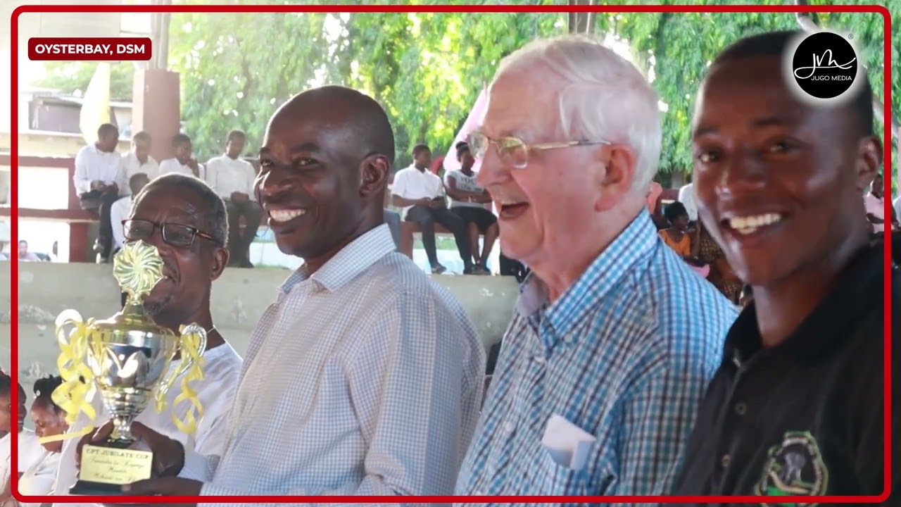 Kwaya ya Chuo cha TIA Walivyopewa Kombe Baada ya Kuibuka Washindi Tamasha la CPT 2022