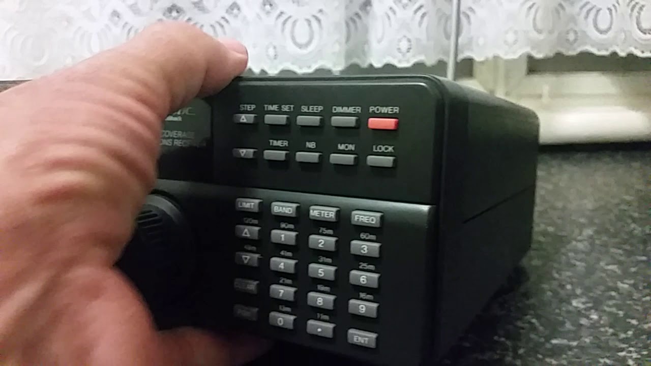 A look at the much maligned Realistic DX394