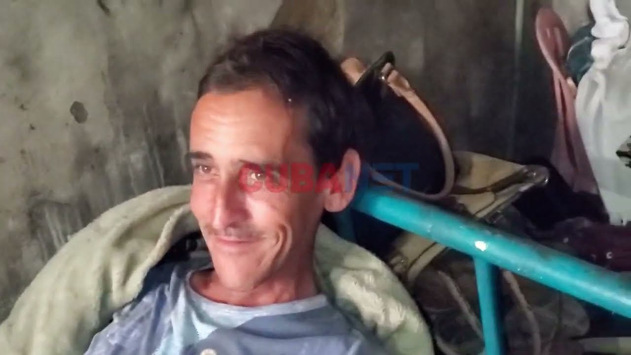 “El piano para mí es mi mamá”: Fernando, el “príncipe del piano”