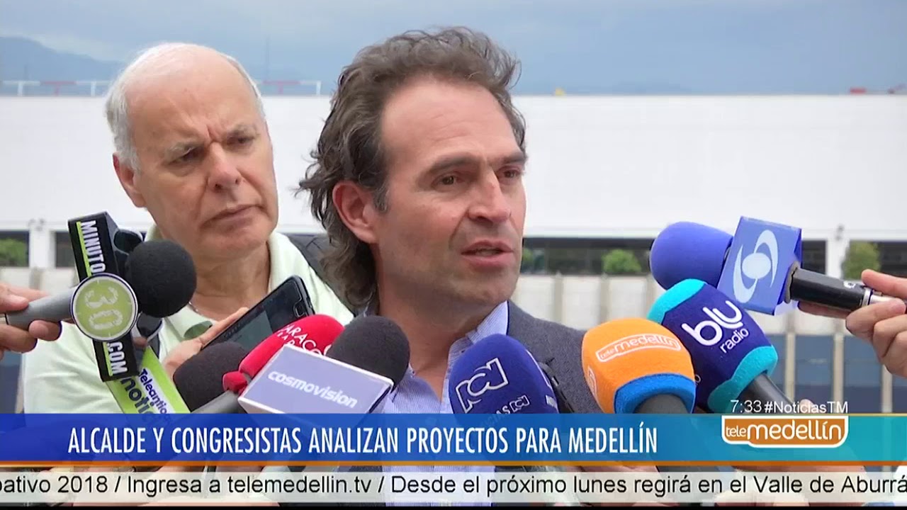 Alcalde de Medell&iacute;n y congresistas analizan proyectos para Medell&iacute;n [Noticias] - Telemedell&iacute;n