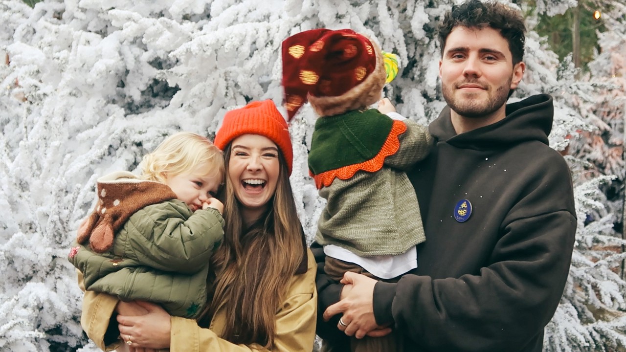 A Magical Day At Lapland With Family & Friends | Vlogmas Day 12