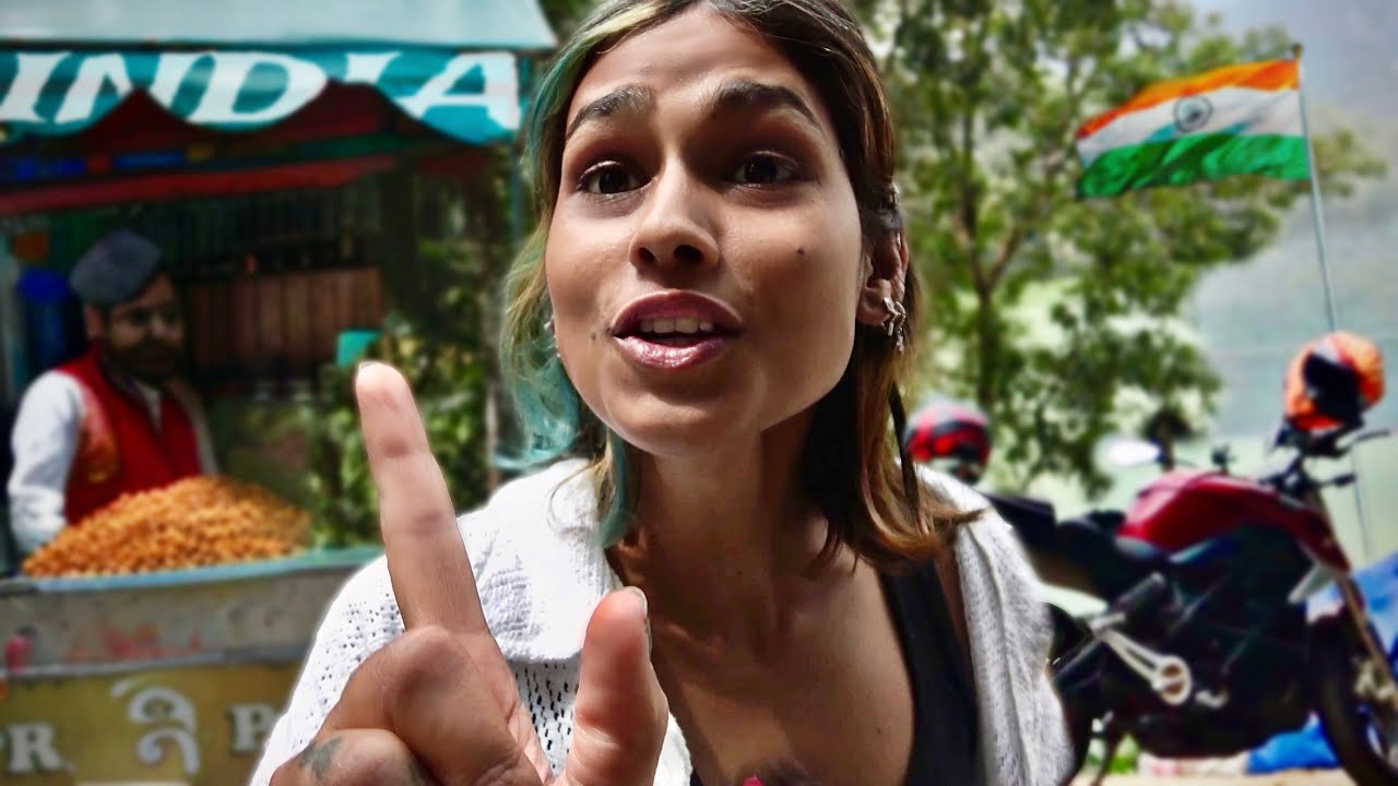 Я хочу кататься на твоем мотоцикле! (Думаю, она так и сказала) 🇮🇳