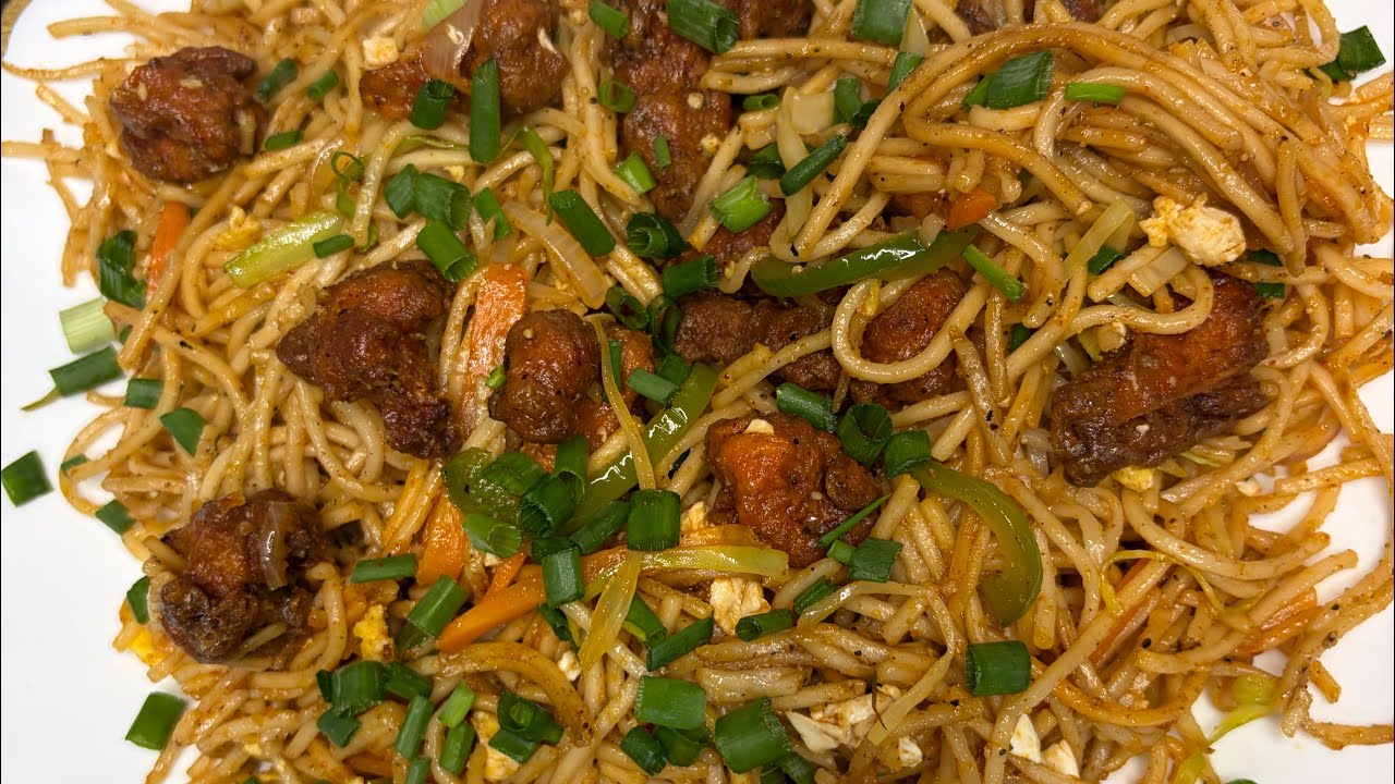 Chicken chow mein recipe | street style chicken noodles | desi chow mein 