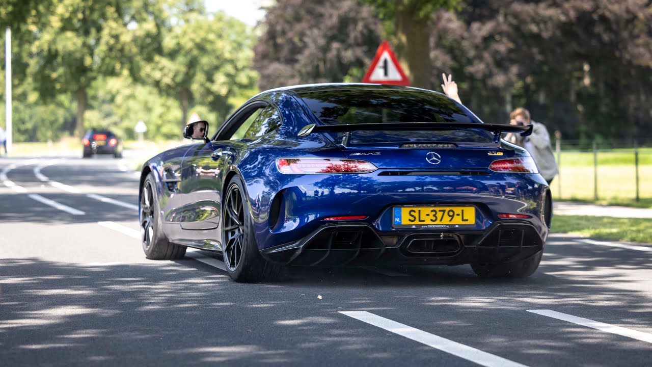 Mercedes AMG GT R with Custom Exhaust - LOUD Revs, Accelerations & Crackles !