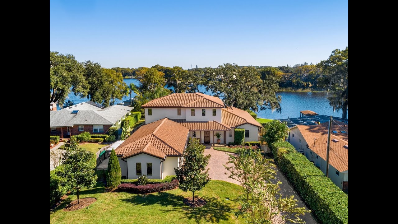 Luxury Waterfront Home in Winter Park Florida