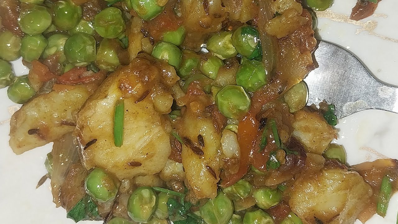  Alu Hare matar ki chat🥣