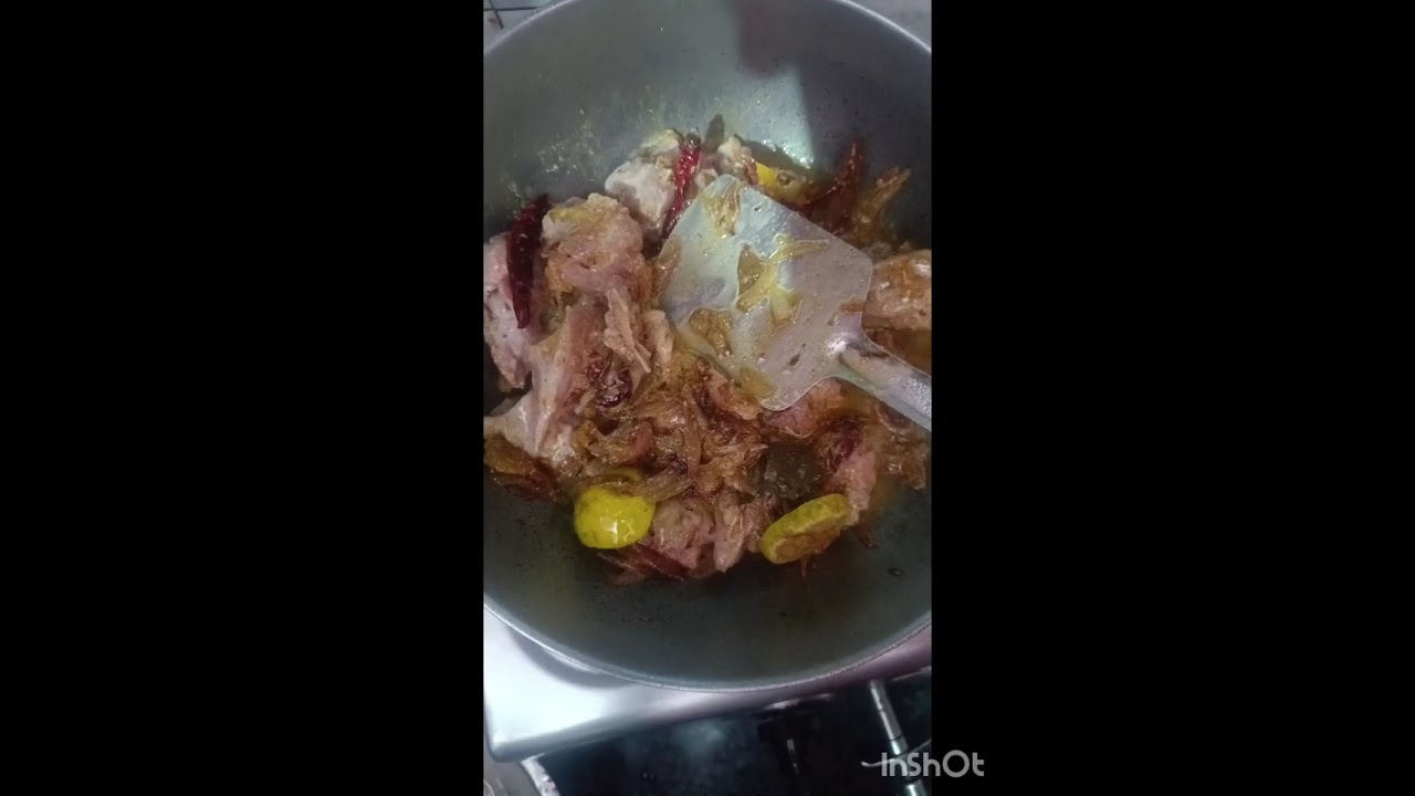 लेमन चिकन रेस्पी लेमन चिकन ऐसे  बनाओ बोहत टेस्टी  लगता हैं#