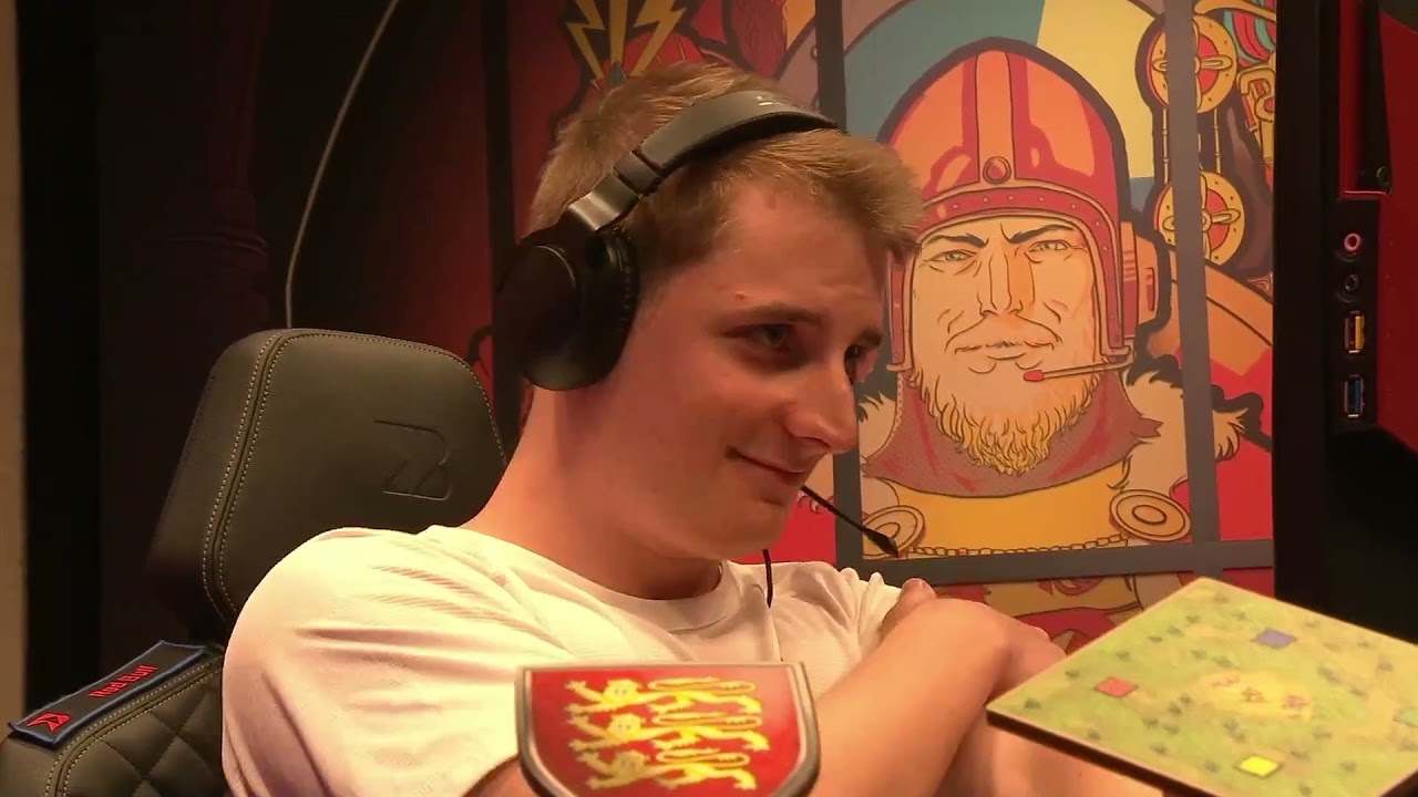 Liereyy vs MbL - Red Bull Wololo 5 - Gruplar 2.Gün