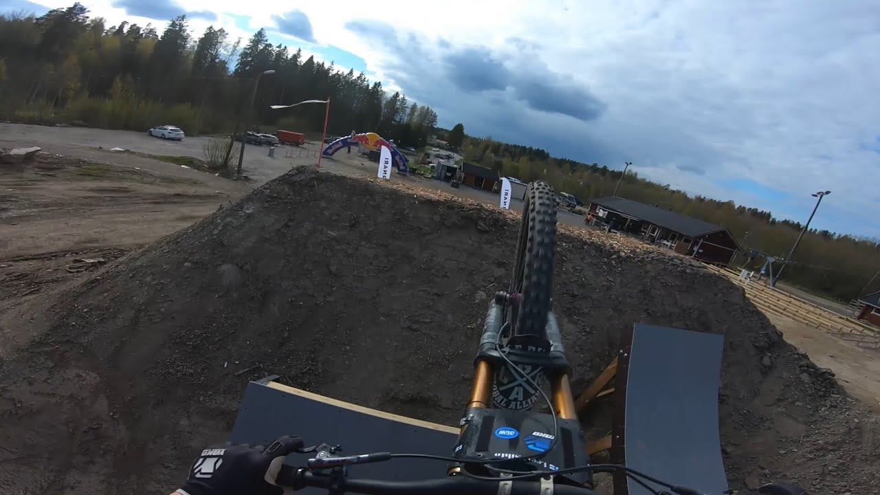 Tornari Bikepark grand opening. Uusi slope ja vaneri nokat W Ode ja Aaron