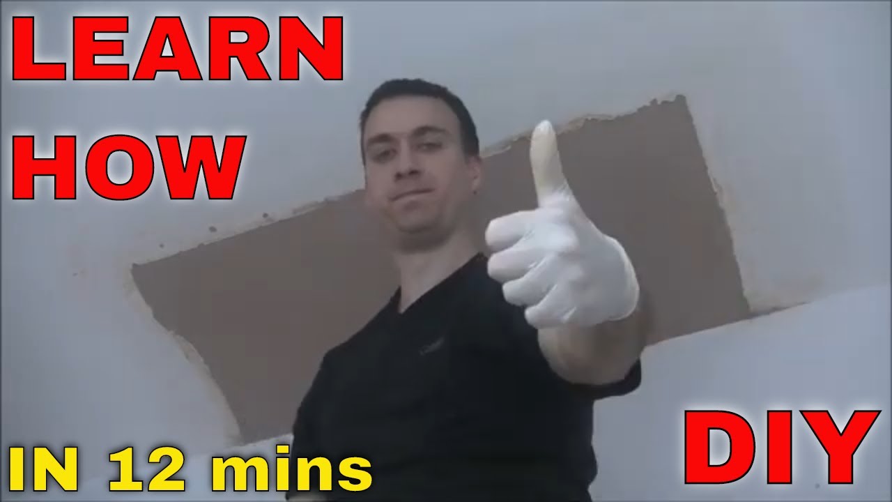 HOW TO GET PRO FINISH PATCHING PLASTER DEMONSTRATION