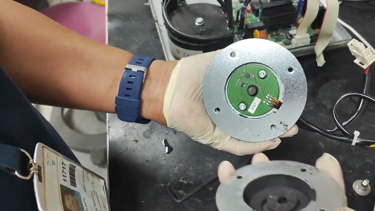 Hermle Z206 A Centrifuge Replacing Motor and speedometer Repair.