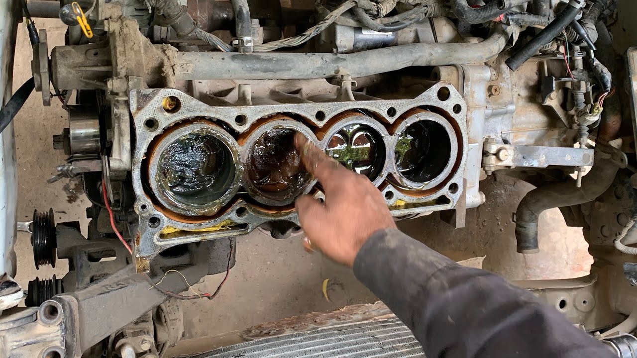 Cultus Head Gasket leak Replacement | Head Gasket Change | Chaudhry Motors Workshop Dunyapur