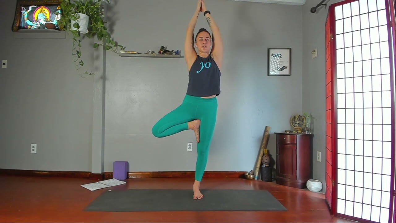 Presence in Flow | 45 min Invigorating Yoga Flow with Arm Balance | Live Class Recording 8/10/22