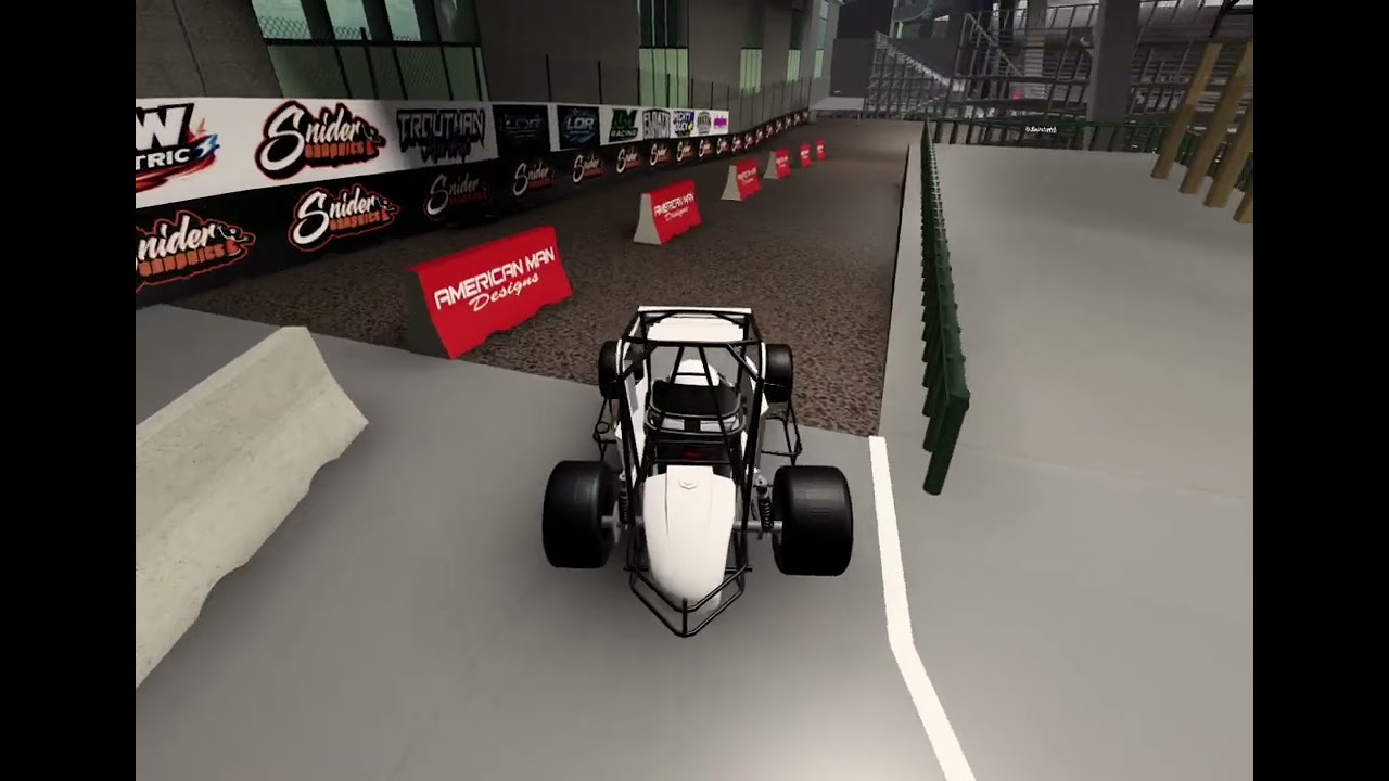 Running a few laps around the tulsa expo center @Turn4DirtTrackRacing  @Roblox @NWmicro