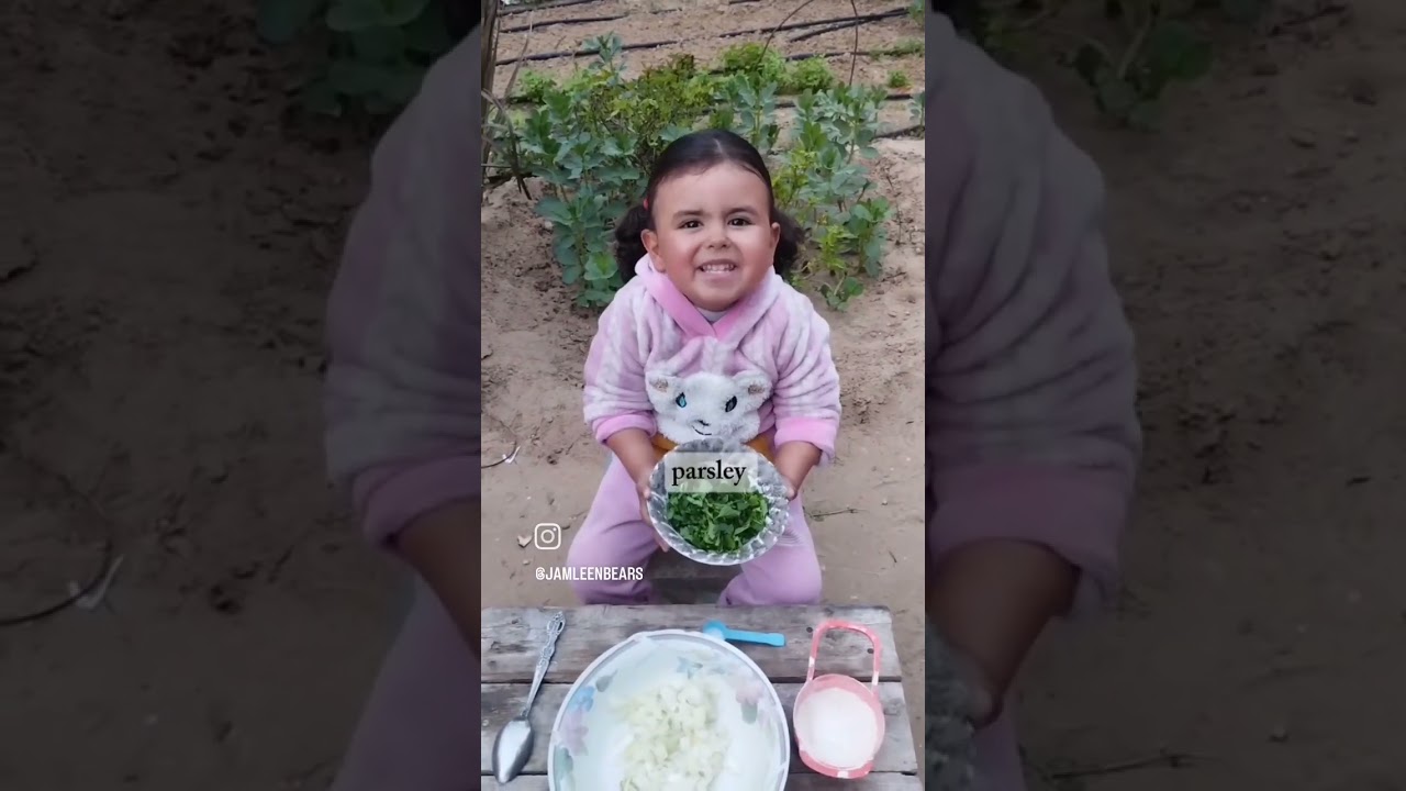 Our little chef leen just 2year old is already made Gazan bread 🍞 from Gaza 🇵🇸🇵🇸 