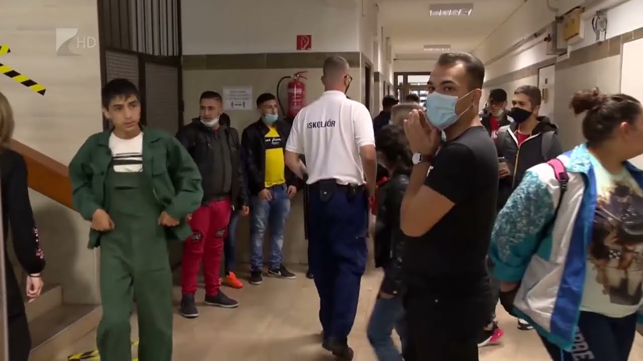 KIBŐVÜL AZ ISKOLAŐR PROGRAM