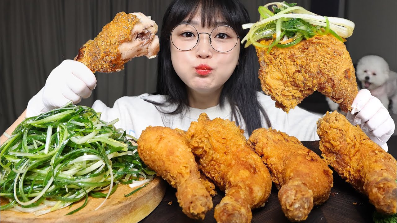 Ешьте жареную курицу с зеленым луком🍗Mukbang ASMR