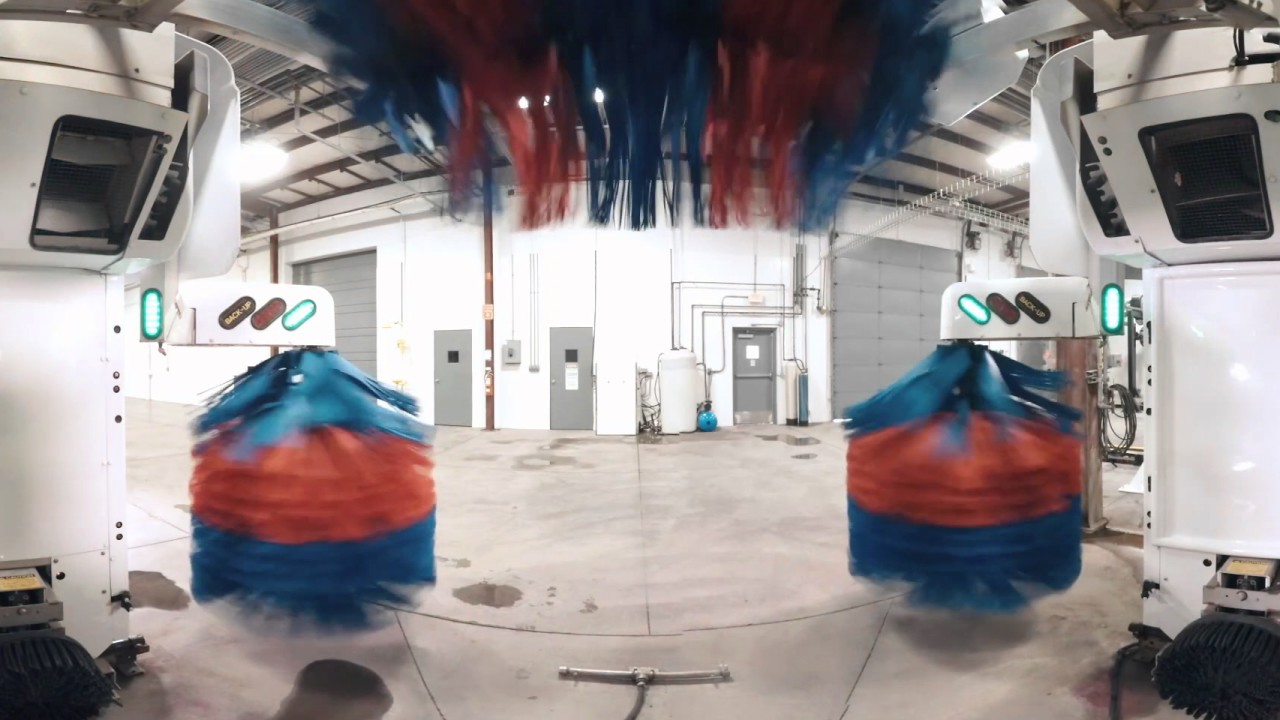 SoftGloss MAXX Virtual Reality Experience