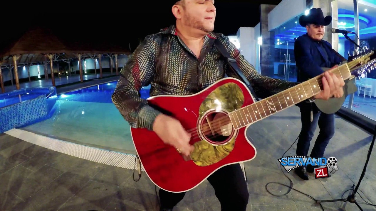Jesus Ojeda Y Sus Parientes - Sencillo Al Cien (En Vivo 2017)