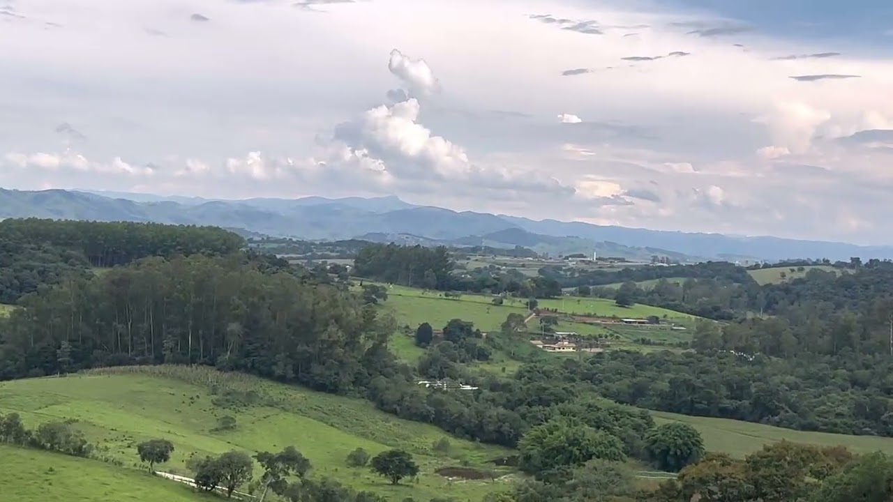 Beautiful Relaxing Music, by Tim Janais, “Cantagalo Estiva Minas Gerais” 