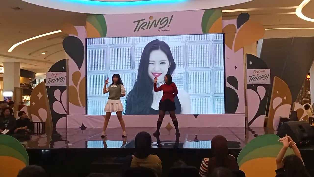 Acara festival tring performance k.pop dance korea di center atrium gaia bumi raya city mall 