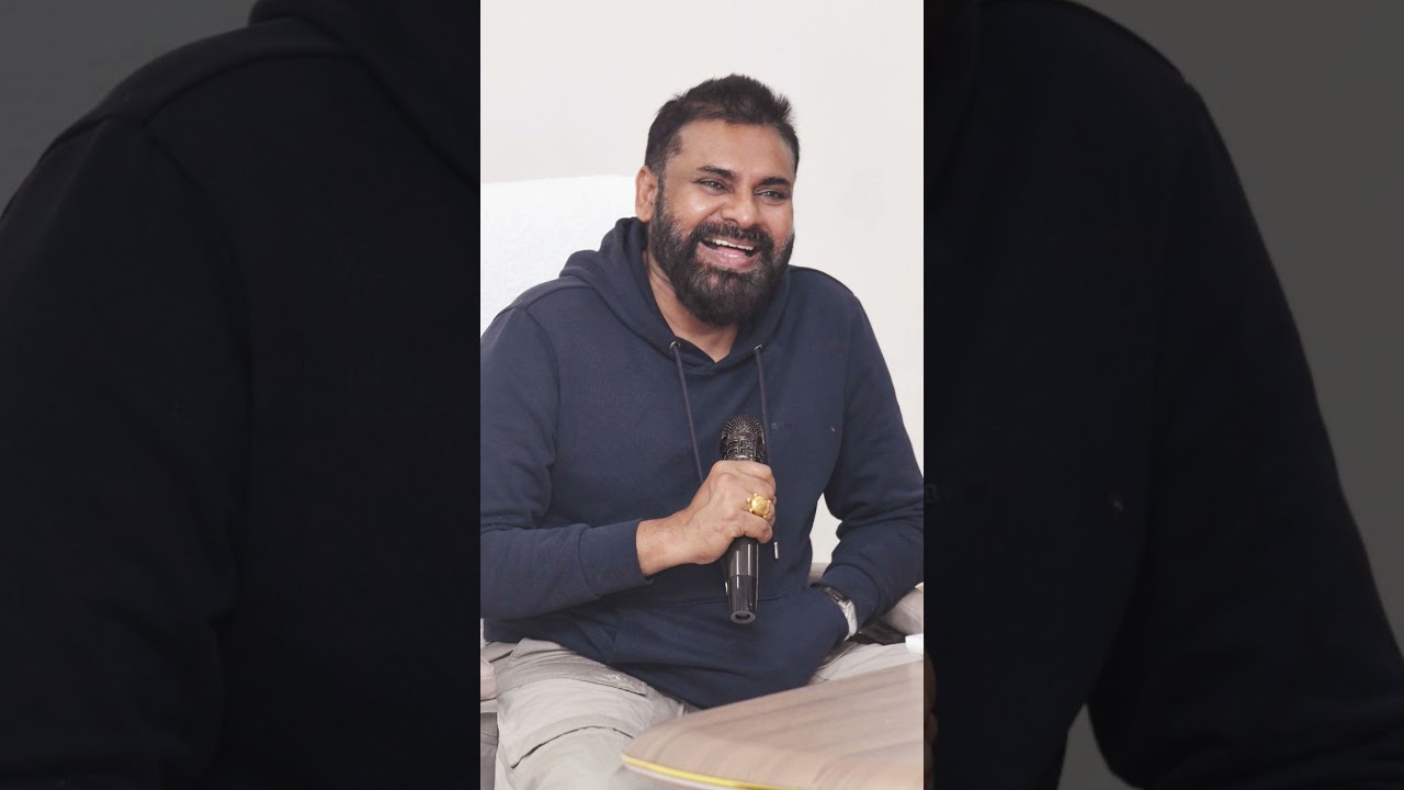 టైగర్ ఆఫ్ మార్షెల్ ఆర్ట్స్ అనే బిరుదు తీసుకున్న తొలి తెలుగు వ్యక్తి మన జనసేనాని దట్ ఈజ్ పవన్ సార్ 💖