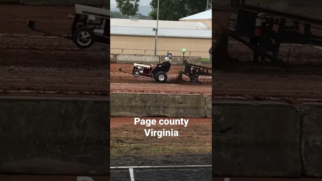 Tractor pull at page county fair