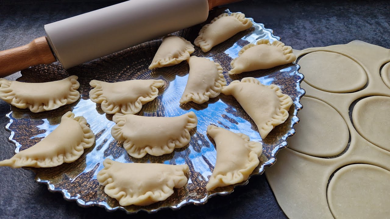 Pyszne na słodko pierogi na święta 🎄farsz z twarogu + jak je mrozić krok po kroku” „Holiday Pierogi”