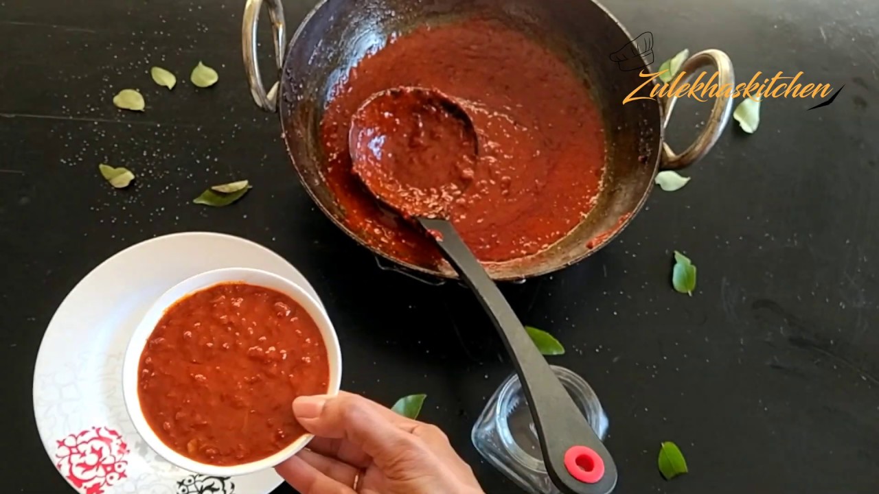How to make Schezwan Chutney at Home - शेज़वान चटनी - Homemade Schezwan Sauce - Zulekhas Kitchen