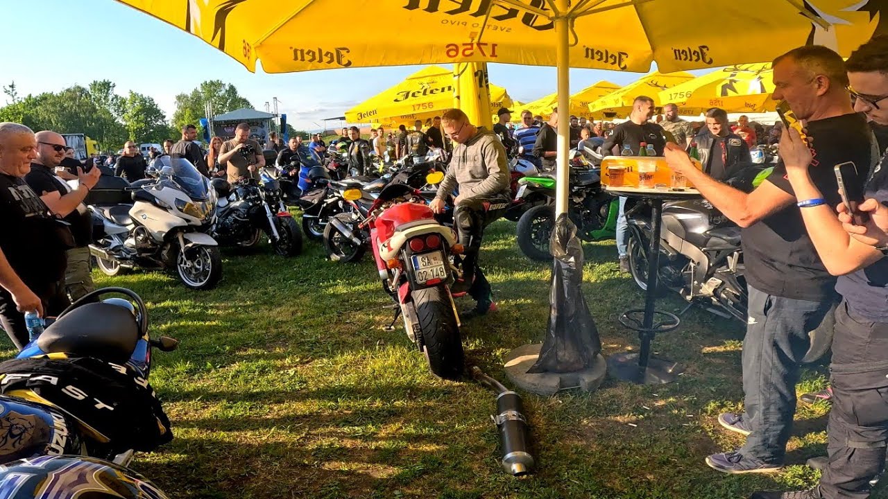 Masovno turiranje na skupu u Sremskoj Mitrovici 🔥🔥🔥 2024 Srbija Extreme Motorcycle Rev at Moto Fest