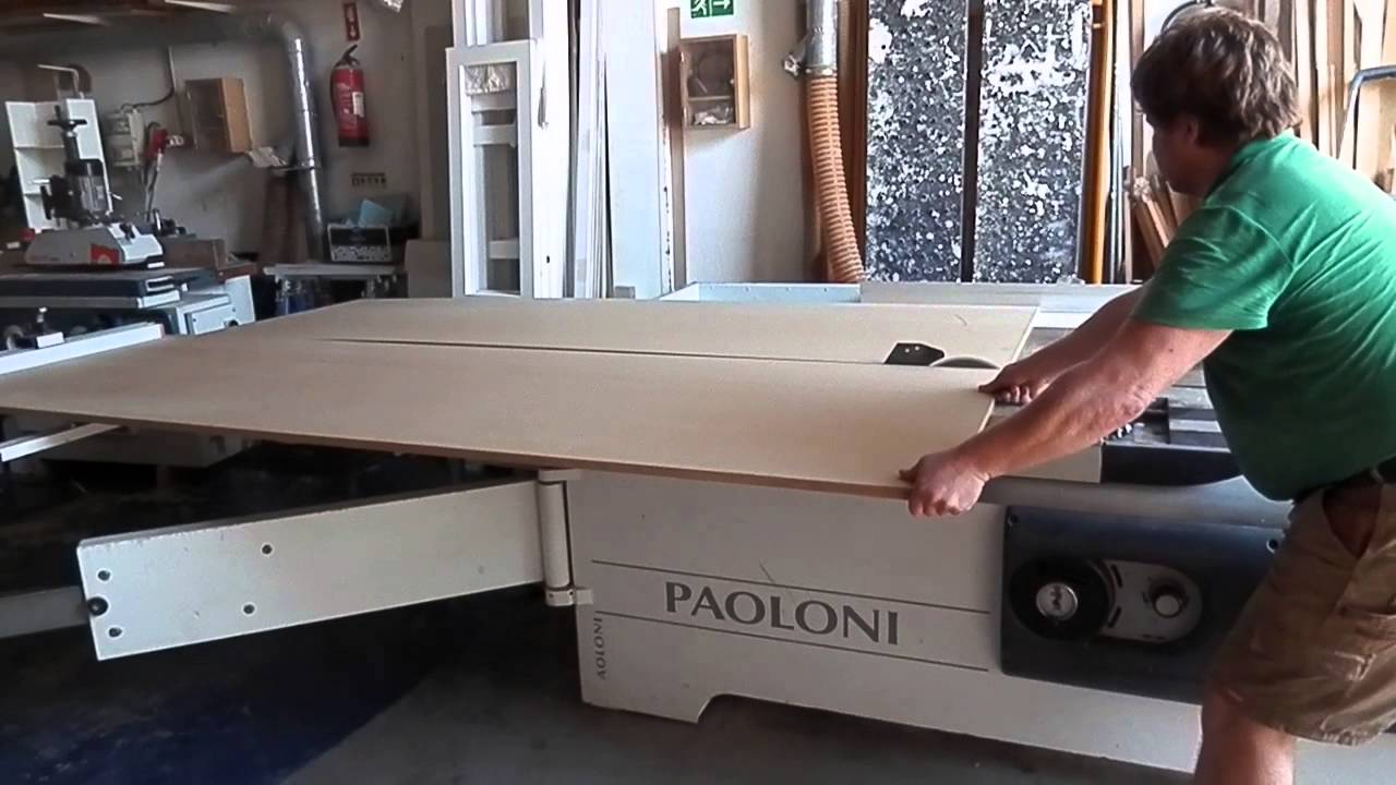 WOODMAN: Cutting a sheet of MDF on your own at sliding table saw / Раскраивание плиты в одиночку