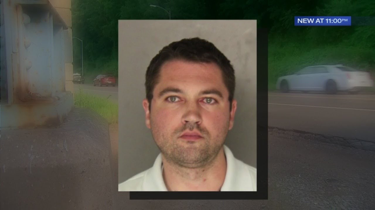 Man charged with DUI, accused of hitting flagger on Pittsburgh road