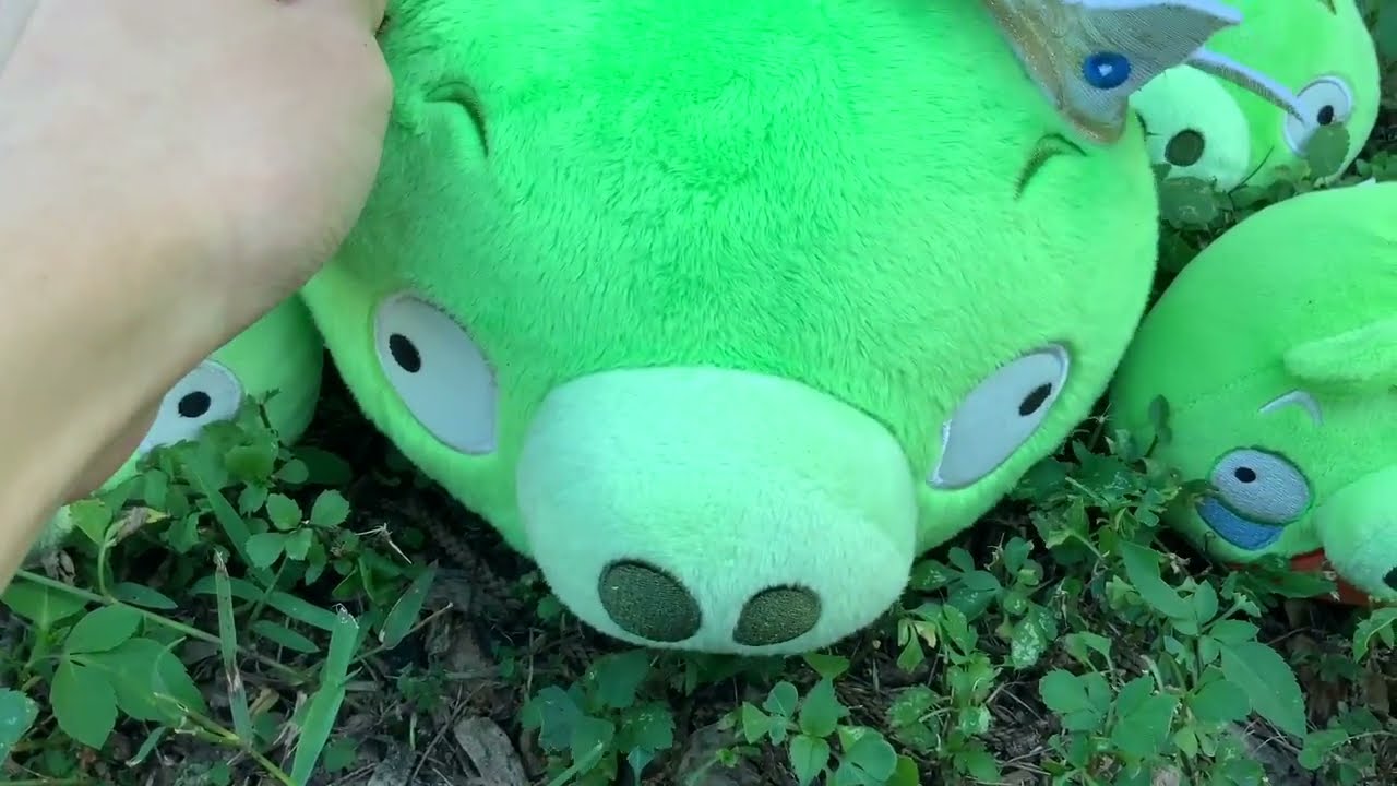 Angry Birds Classic Plush (Episode 1): Poached Eggs