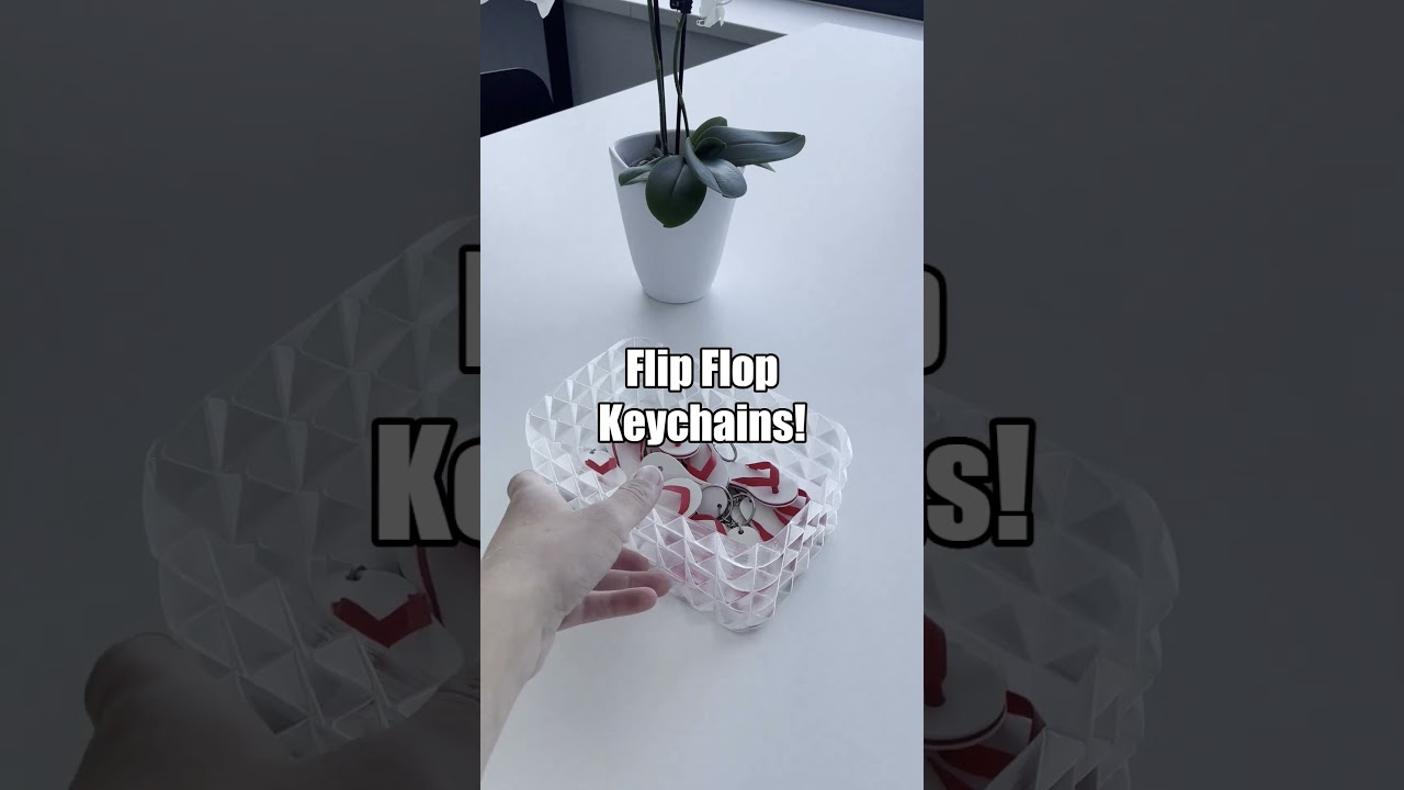 Summer Gift: Flip Flop Keychains