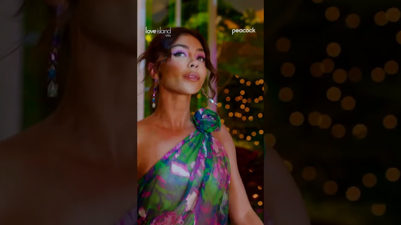 Sarah Hyland lookin 🔥 #Shorts #LoveIslandUSA #SarahHyland