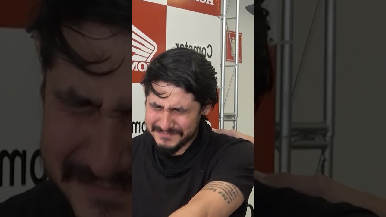 Ganhou uma MOTO de presente e CHOROU de alegria