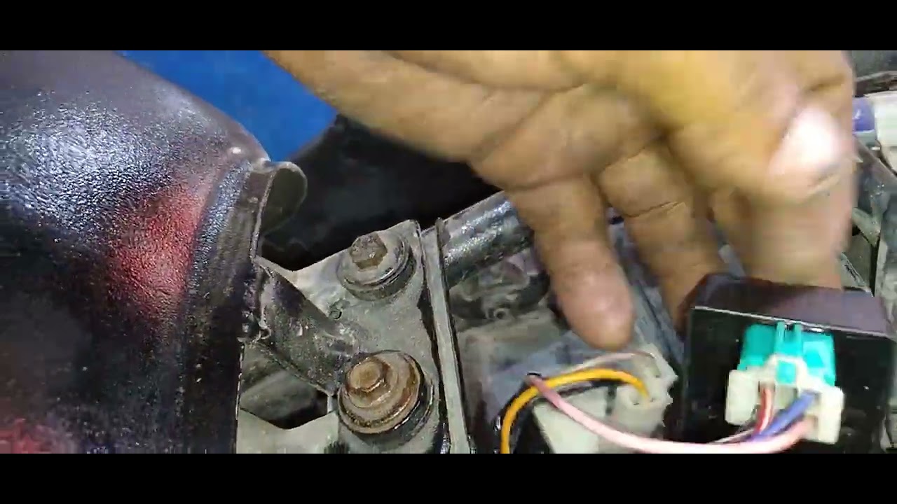 ¿Como cambiar de corriente alterna a corriente directa una boxer CT 100cc?
