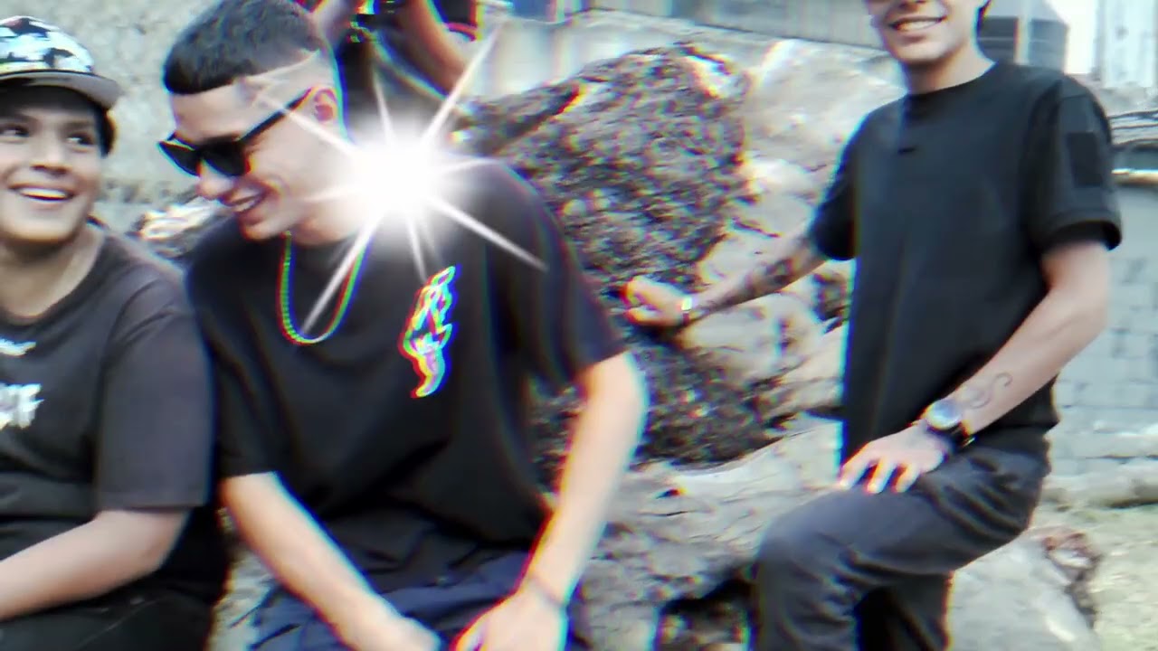 SLYDEMODE - Caras Falsas 🎭