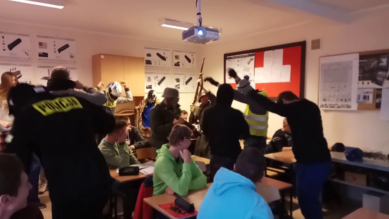 GRUBNO KLASA 4TM 2014-2018 ŻAKINADA