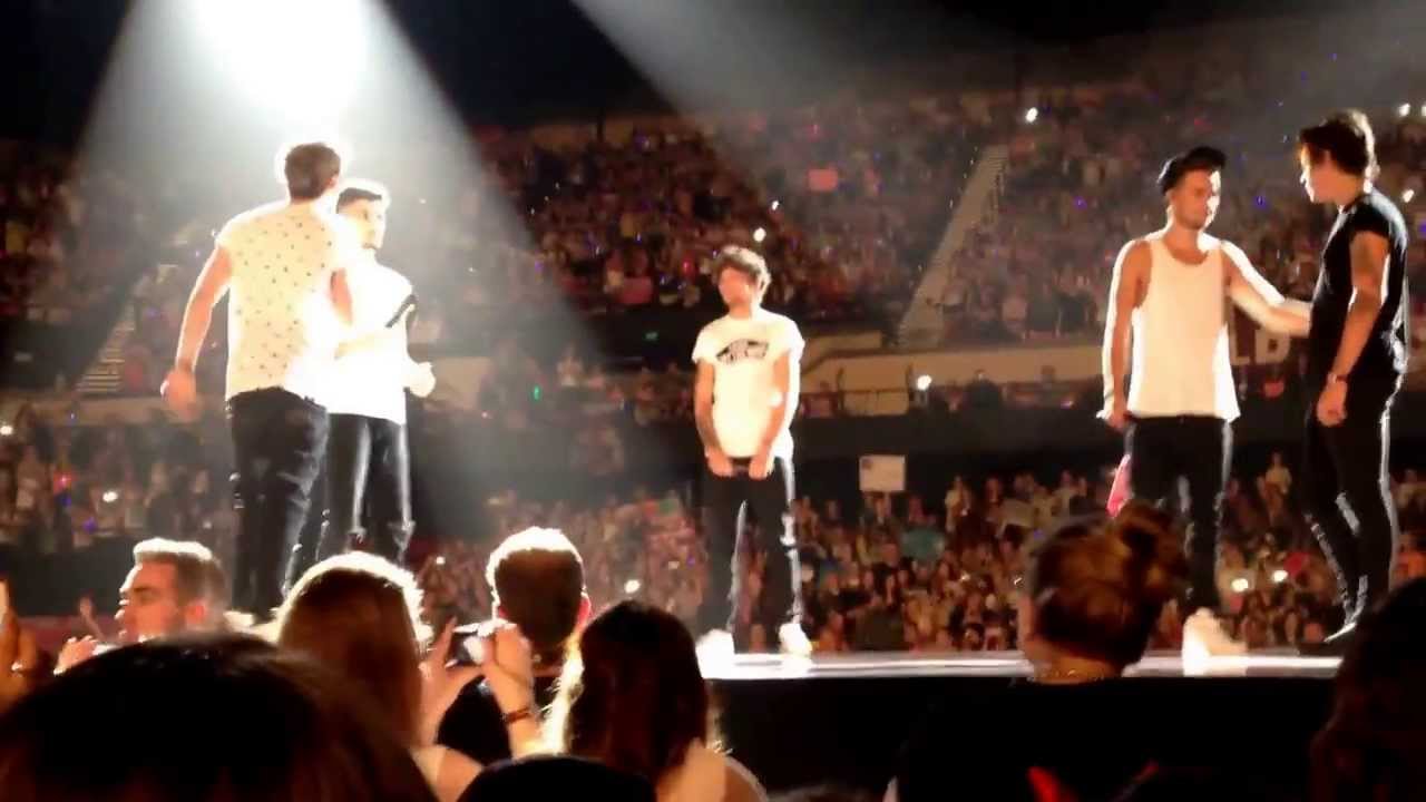 One Direction Adelaide 25/9/13 - Chat before twitter questions