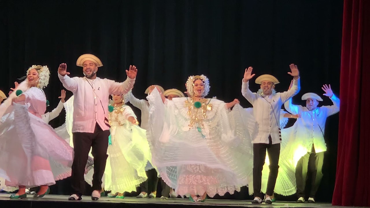 Asociación Foklórica Chitré, @chitretypical, en Gala 2021 de CIOFF Panamá