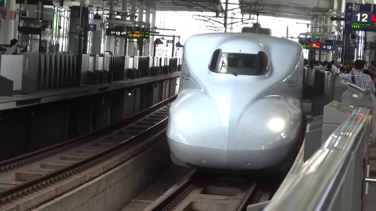 熊本駅でのＮ700系8000番台・800系（発車メロディあり）発着シーン
