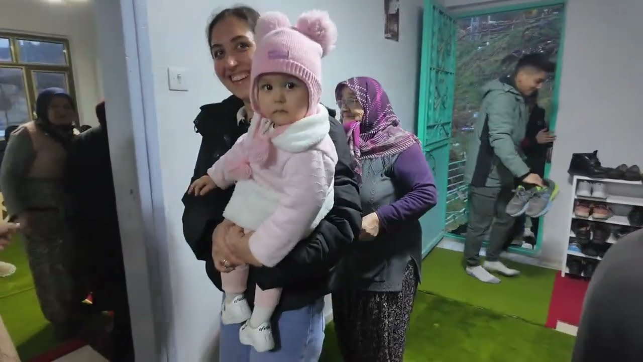 Günaydınlar Hayırlı Bayramlar diliyorum bütün takipçilerinize 