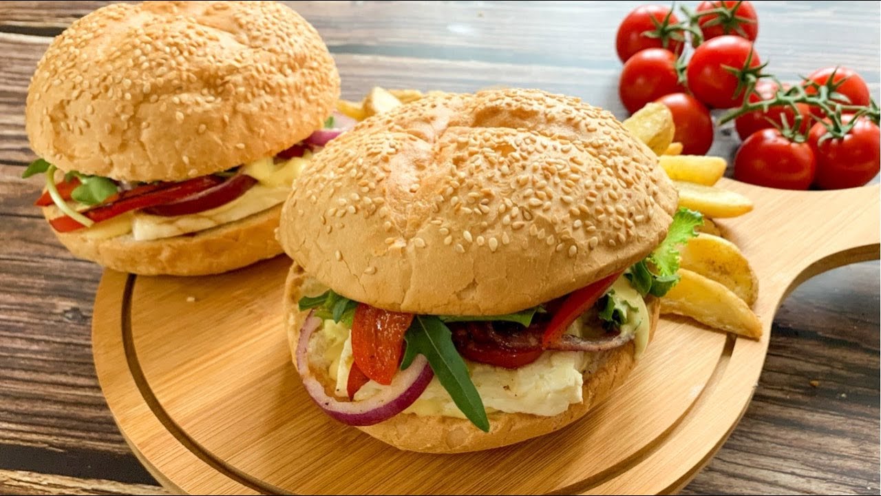 THE BEST BURGER EVER !  HALLOUMI BURGER | Vegetarian Recipe