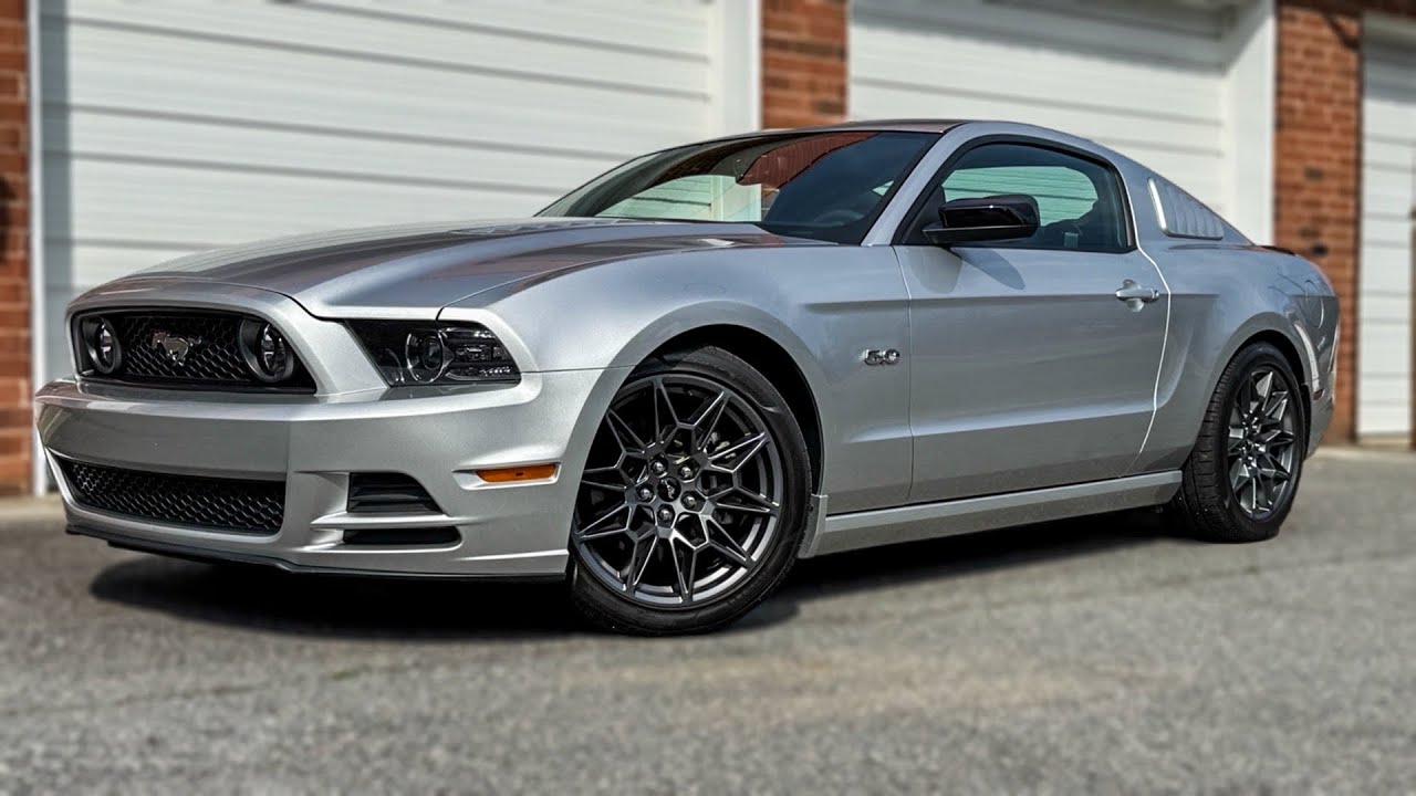 (AA286579) 2014 Ford Mustang GT Coupe 4k miles 