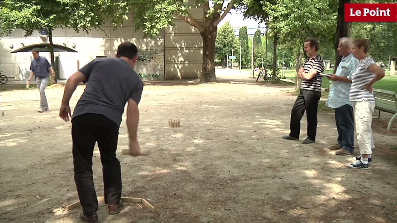 Le Mölkky, un jeu de quilles finlandais qui séduit les Français