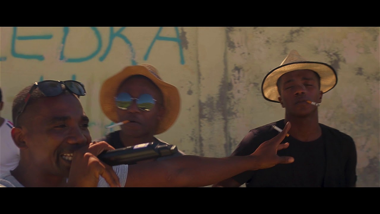 Moidzani- Bezmo-Mgodro - ( Clip Officiel ) Handrema Musiciens