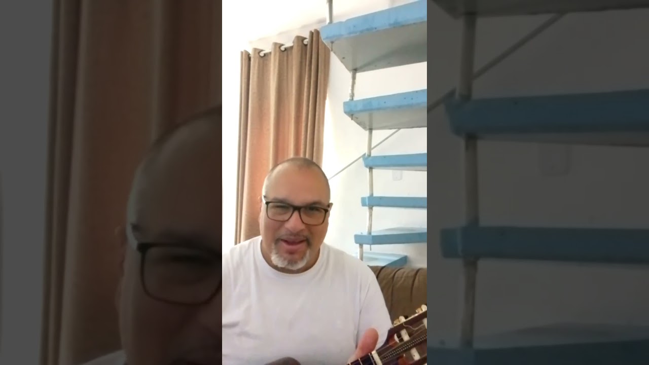 pout-porri samba pagode90 tocando cantando cavaquinho transposição músicas q amo escutar